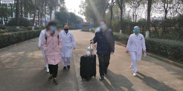 泸水市病人院后返乡